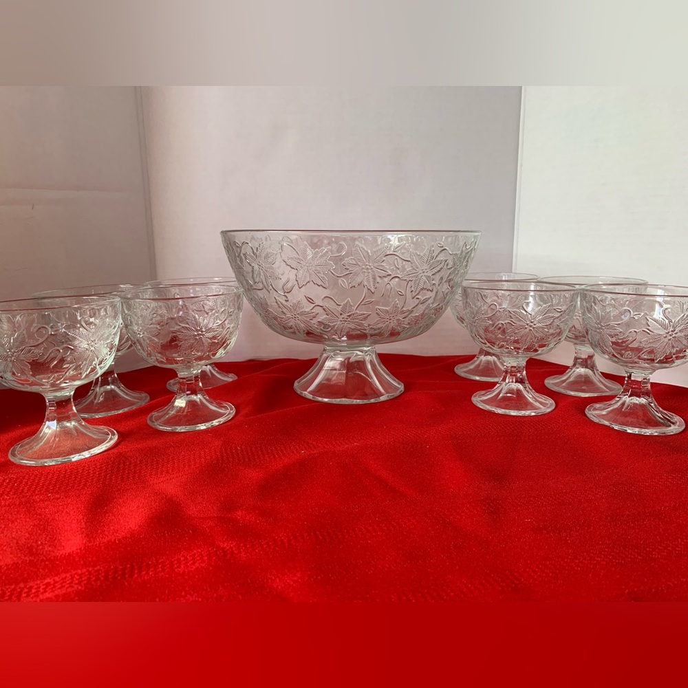 PRINCESS HOUSE Fantasia Serving Compote Pedestal Stemmed Bowl and 8 Dessert Cups
